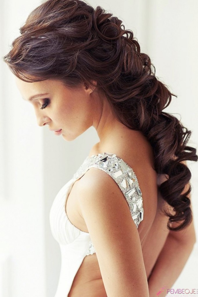 düğün gelinbaşı saç modelleri (3)