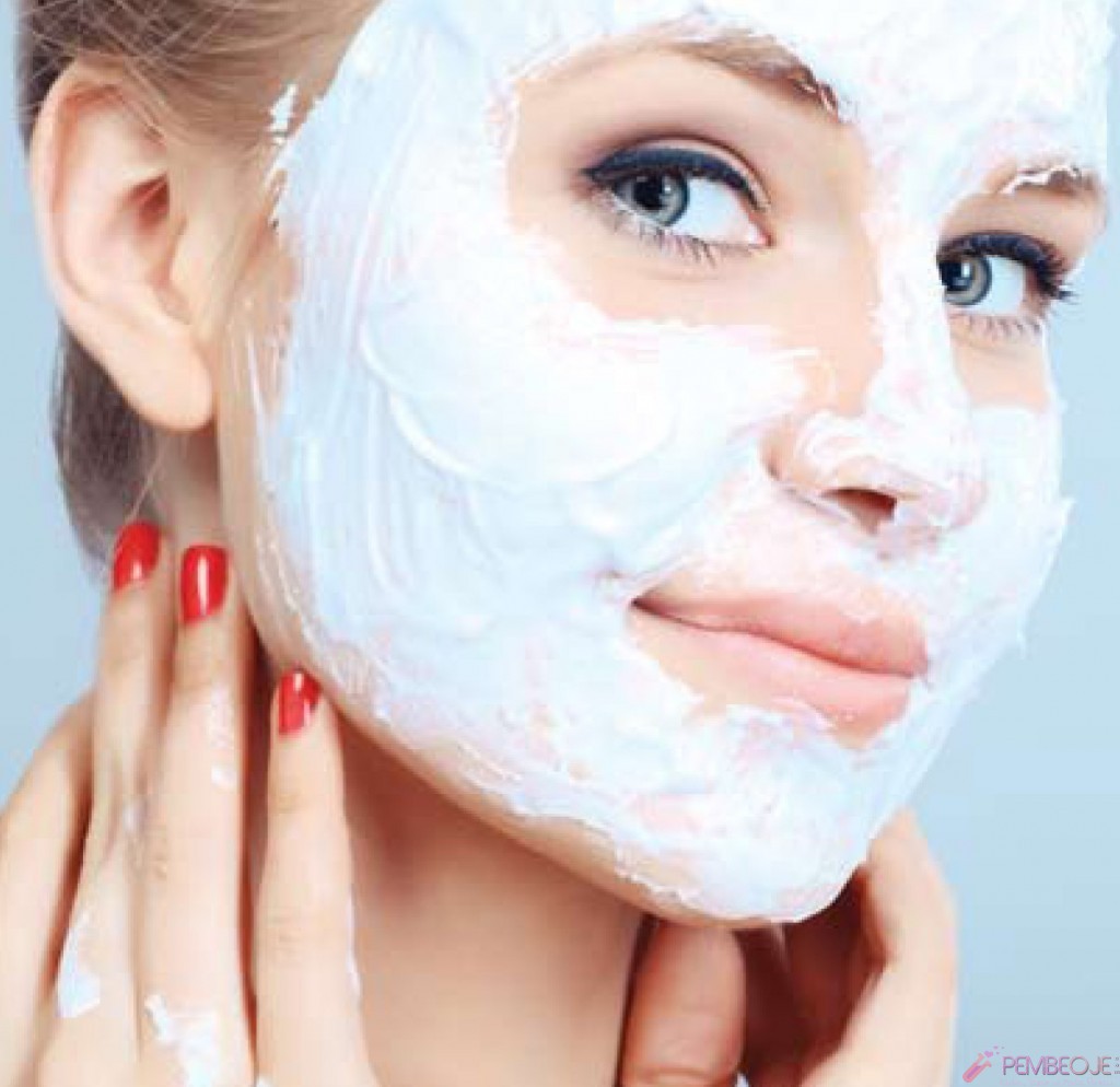 Evde Yapılan Bitkisel ve Doğal Peeling Maskeleri