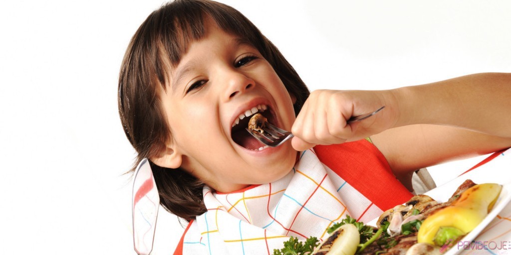 Çocuğa nasıl yemek yedirilir