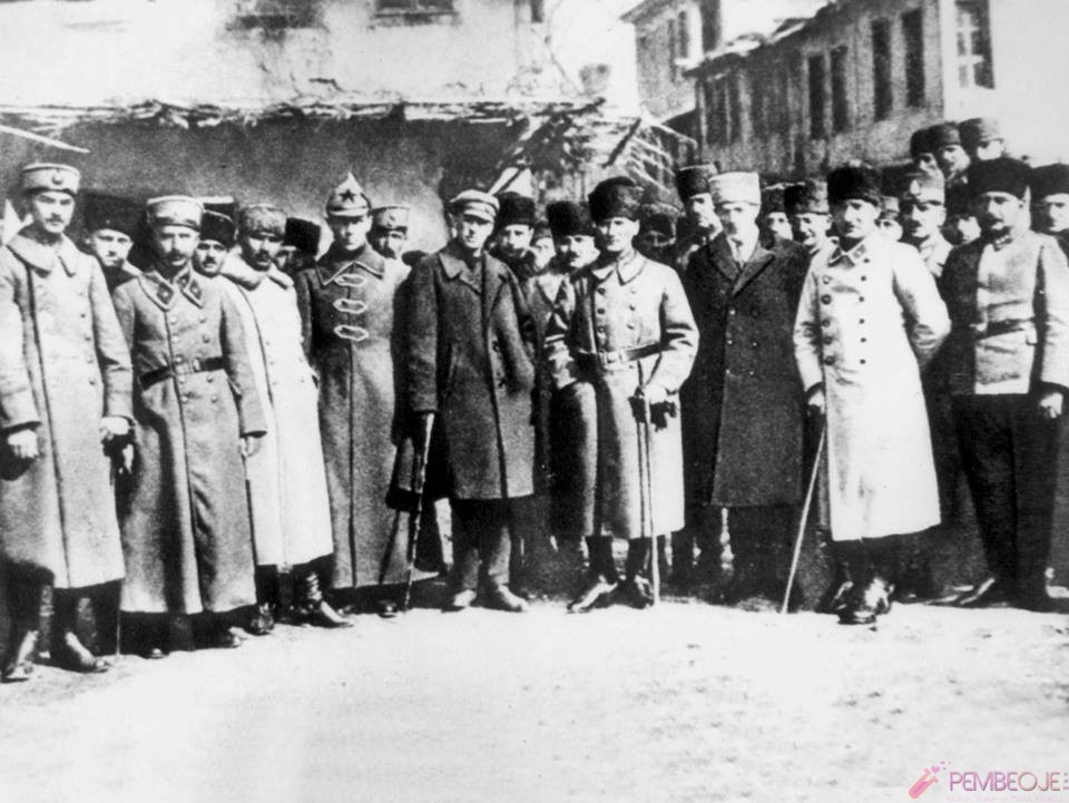 Mustafa Kemal Atatürk Resimleri - Fotoğrafları (10)