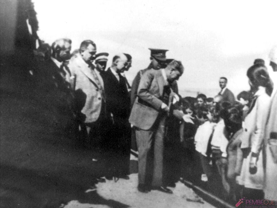 Mustafa Kemal Atatürk Resimleri - Fotoğrafları (106)