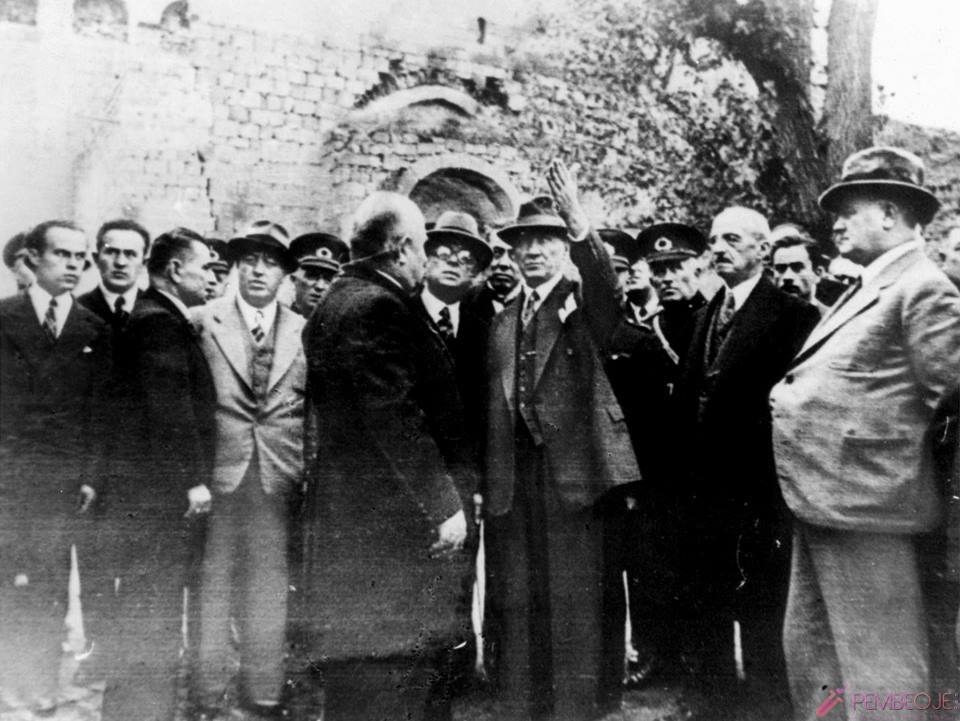 Mustafa Kemal Atatürk Resimleri - Fotoğrafları (115)