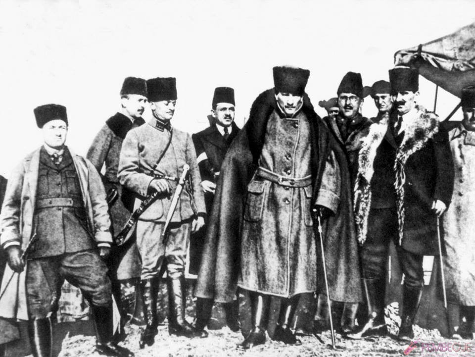 Mustafa Kemal Atatürk Resimleri - Fotoğrafları (126)