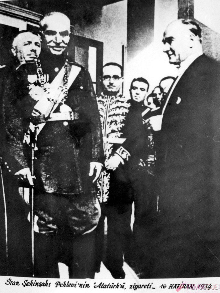 Mustafa Kemal Atatürk Resimleri - Fotoğrafları (142)