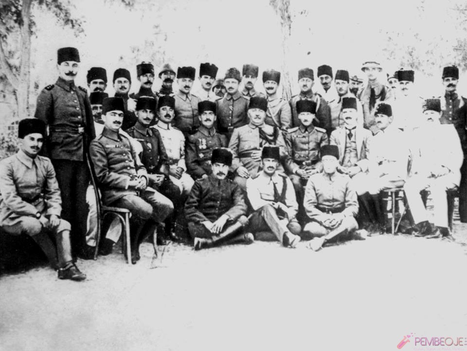 Mustafa Kemal Atatürk Resimleri - Fotoğrafları (144)