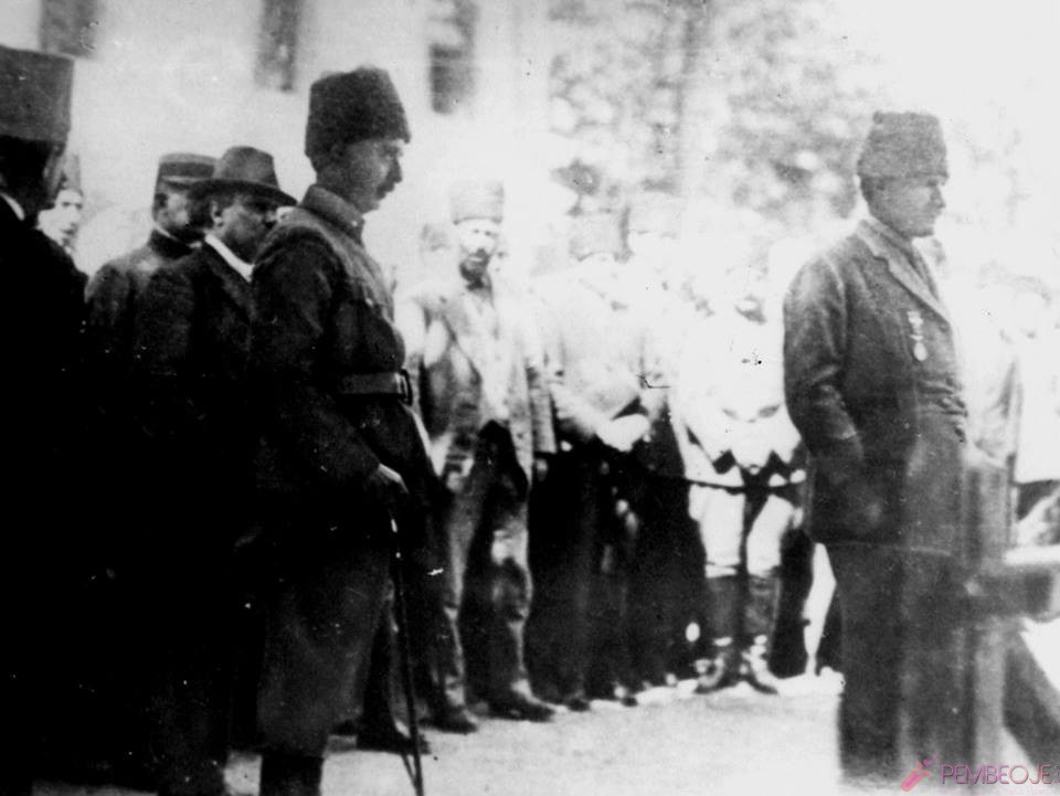 Mustafa Kemal Atatürk Resimleri - Fotoğrafları (163)