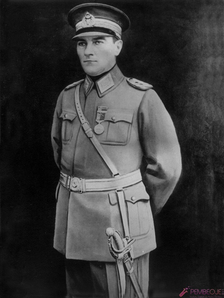 Mustafa Kemal Atatürk Resimleri - Fotoğrafları (169)