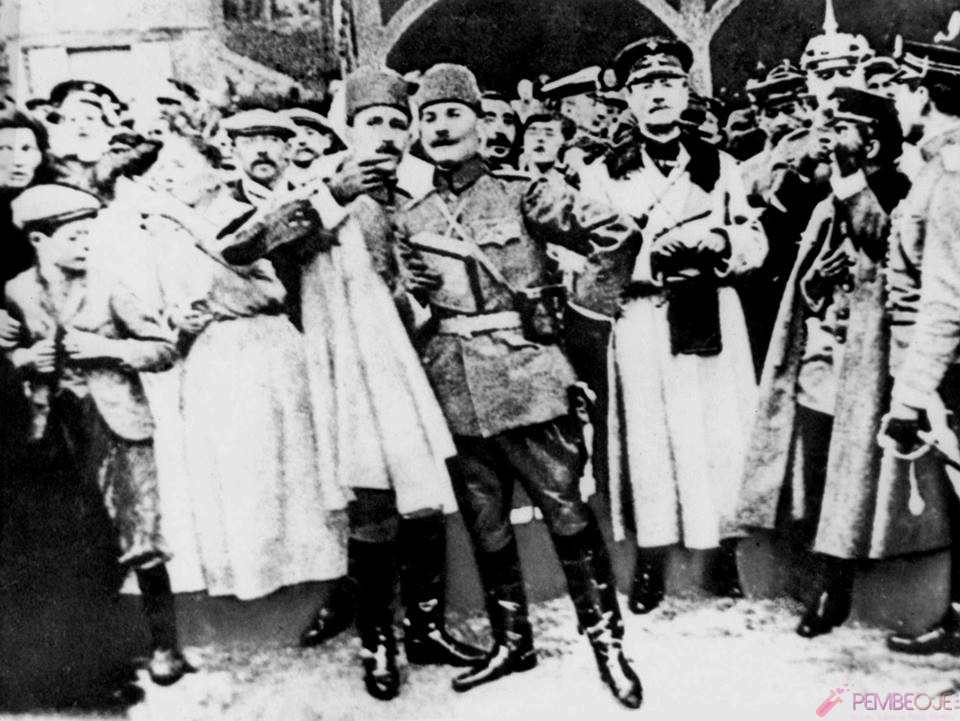 Mustafa Kemal Atatürk Resimleri - Fotoğrafları (17)