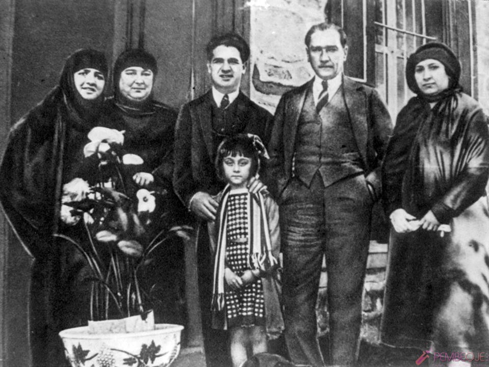 Mustafa Kemal Atatürk Resimleri - Fotoğrafları (202)