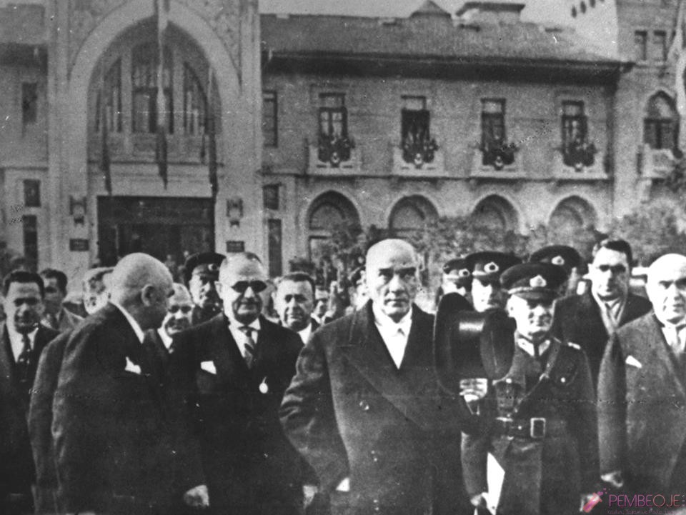 Mustafa Kemal Atatürk Resimleri - Fotoğrafları (237)