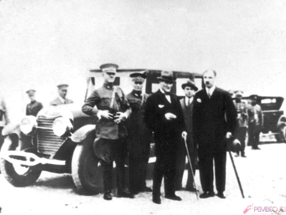 Mustafa Kemal Atatürk Resimleri - Fotoğrafları (274)