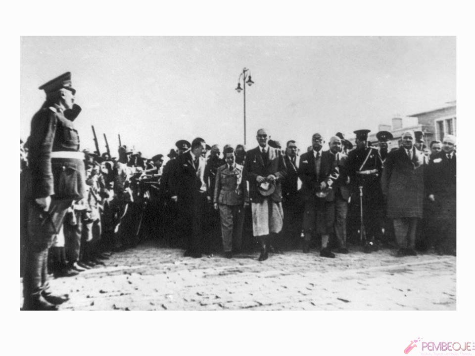 Mustafa Kemal Atatürk Resimleri - Fotoğrafları (284)