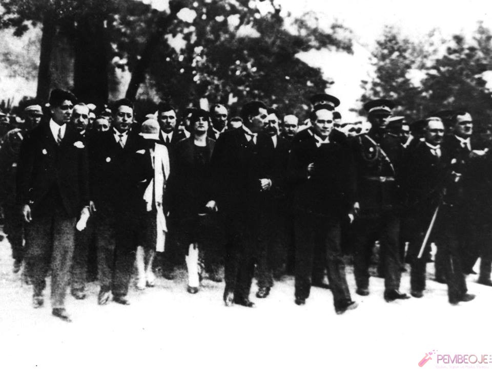Mustafa Kemal Atatürk Resimleri - Fotoğrafları (3)