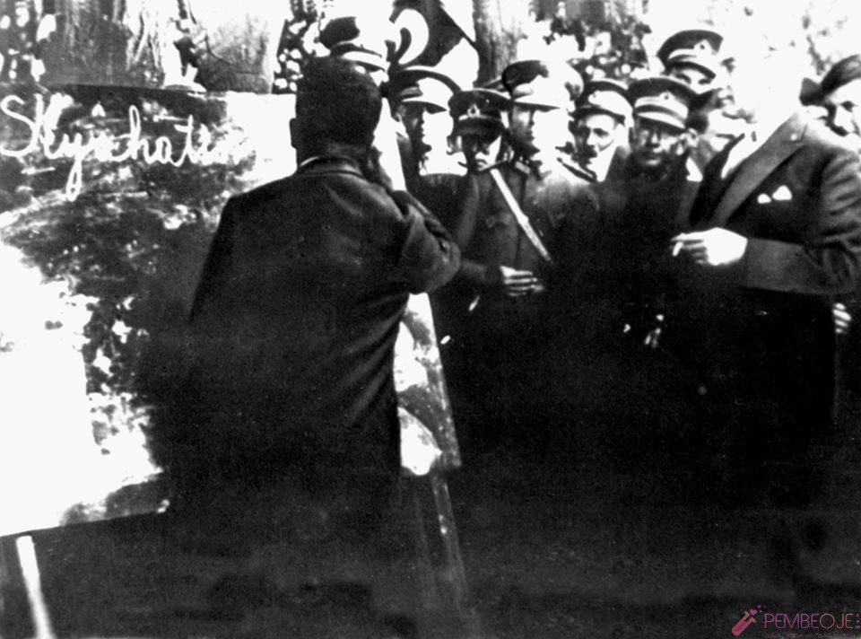 Mustafa Kemal Atatürk Resimleri - Fotoğrafları (311)