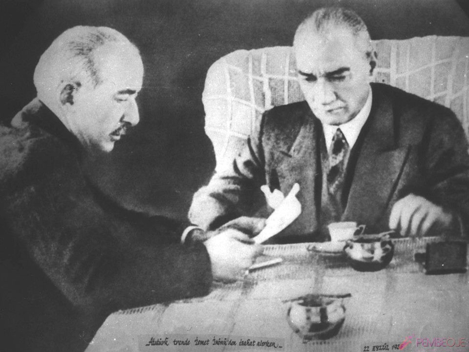 Mustafa Kemal Atatürk Resimleri - Fotoğrafları (375)
