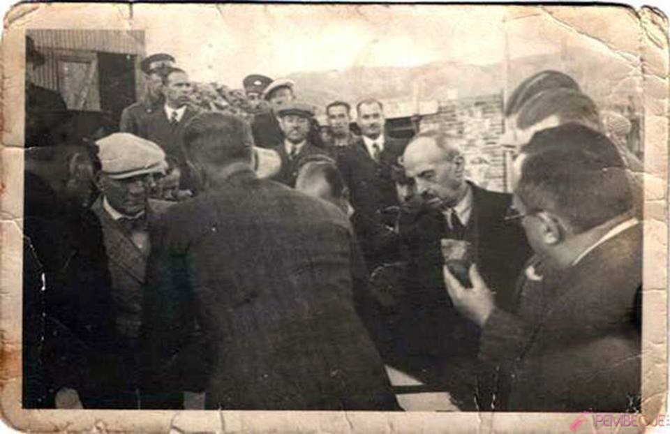 Mustafa Kemal Atatürk Resimleri - Fotoğrafları (388)