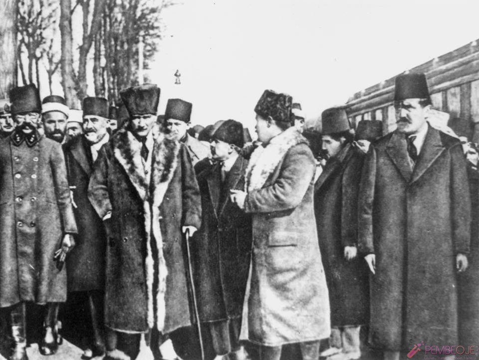 Mustafa Kemal Atatürk Resimleri - Fotoğrafları (41)