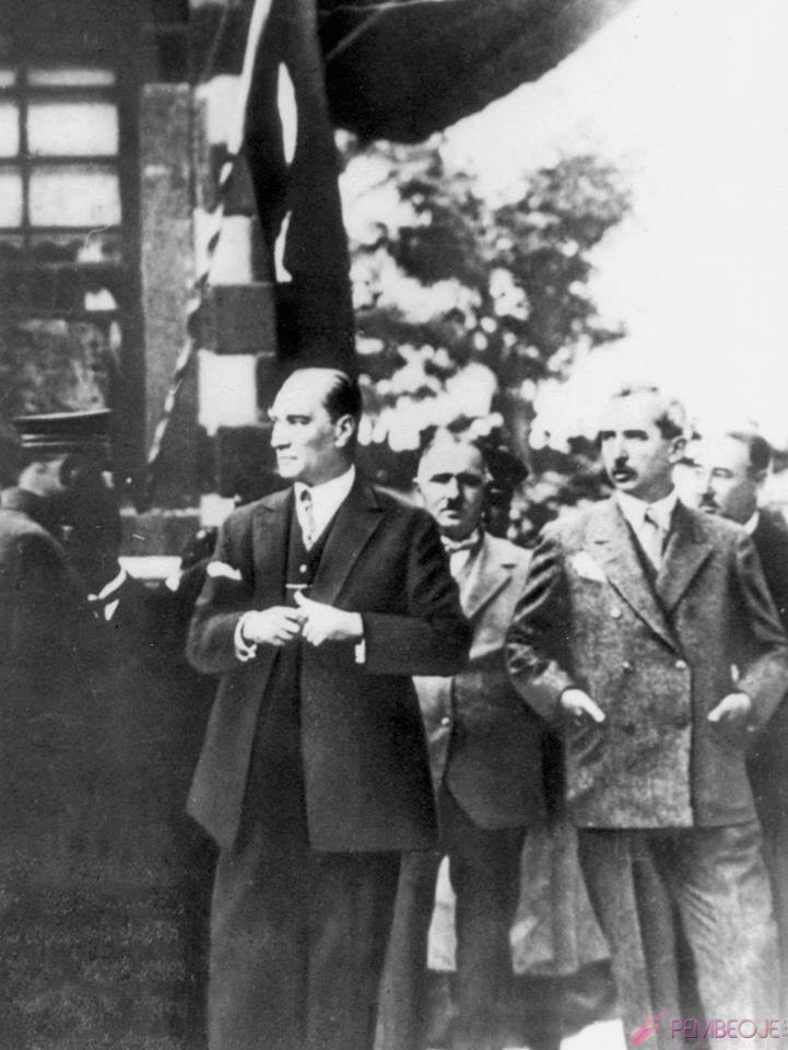 Mustafa Kemal Atatürk Resimleri - Fotoğrafları (64)