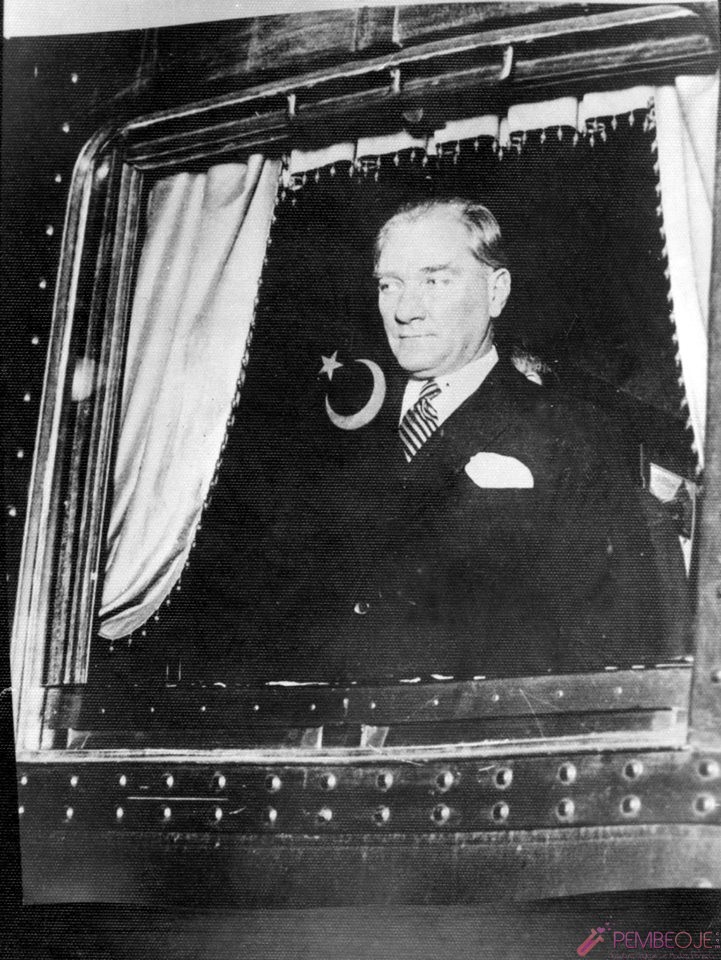 Mustafa Kemal Atatürk Resimleri - Fotoğrafları (79)